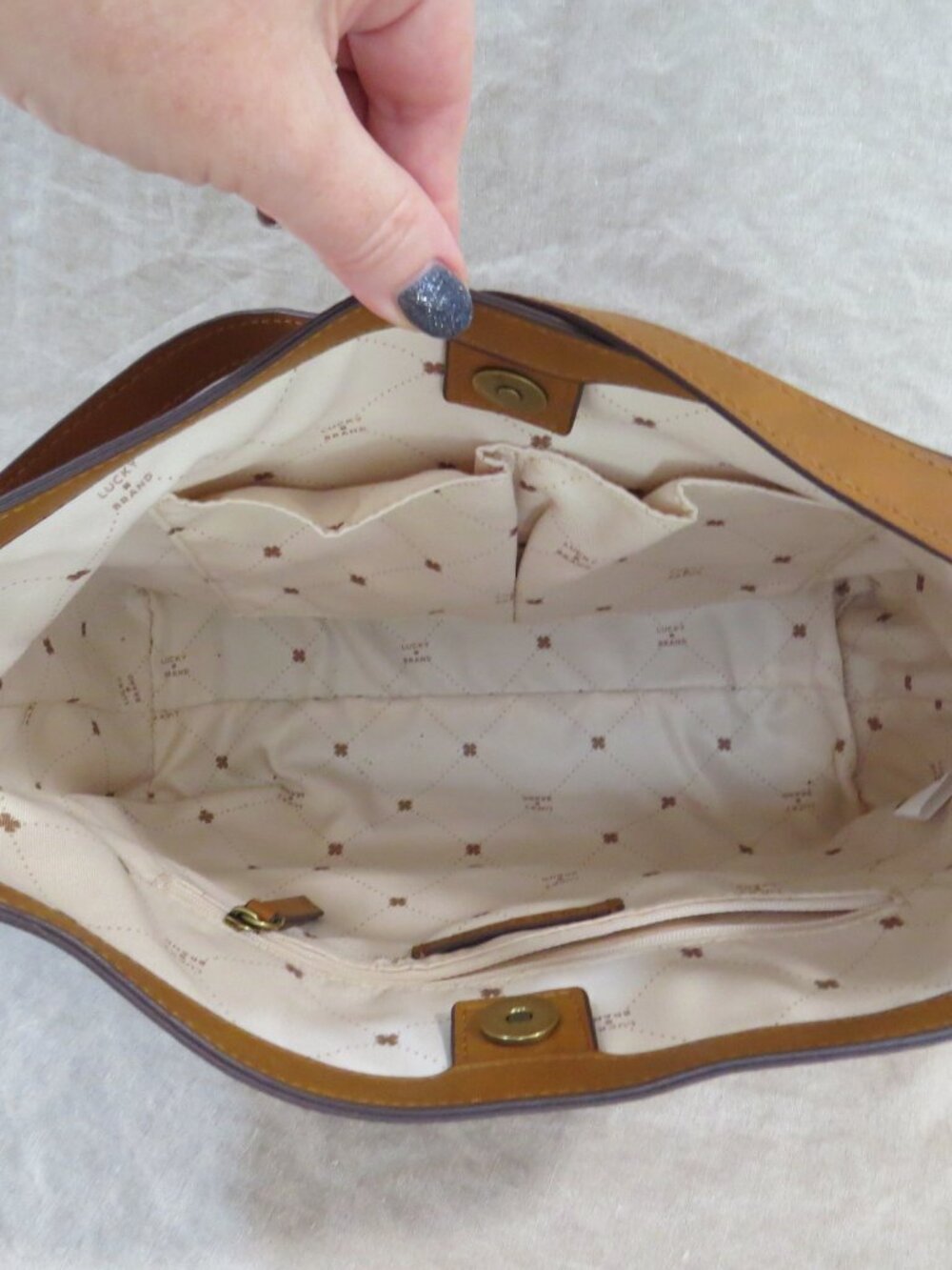 Lucky Brand Large Tan Faux Leather Tote Shoulder Crossbody Bag - Picture 9 of 16